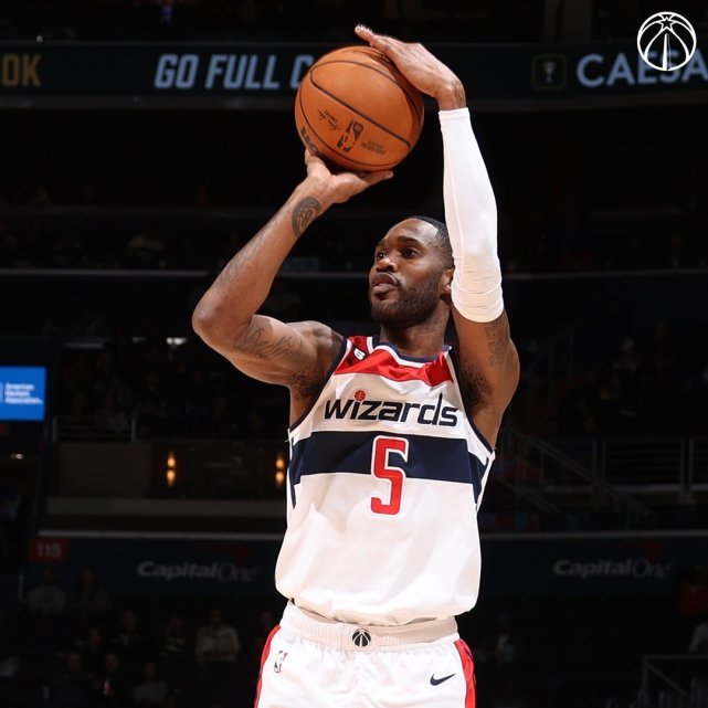 在线体育-华盛顿奇才内部会议纪要流出——今晚官宣签约；英超使命明确；训练强度明显提升的简单介绍-在线体育